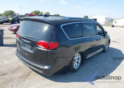 2019 Chrysler Pacifica Touring L Plus z USA, uszkodzony, nr VIN 2C4RC1EG4KR575317